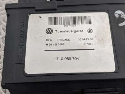 Моторчик стеклоподъемника Volkswagen Touareg (2007-2010) рестайл