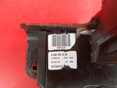 Замок кришки (двері) багажника Mercedes-Benz Vito W 639 (2003-2010) дорестайл
