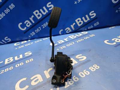 Педаль газа Renault Trafic II, Opel Vivaro II, Nissan Primastar II (2006-2014) рестайл