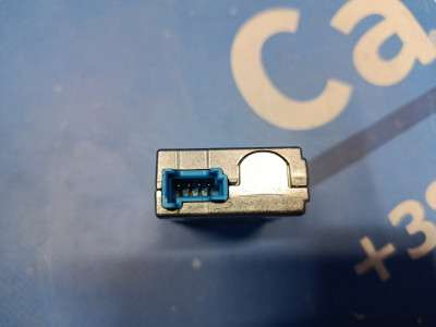 Разъем USB BMW X7 G07 (2018-2022)
