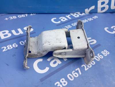 Петля двери распашной Renault Trafic II, Opel Vivaro II, Nissan Primastar II (2006-2014) рестайл
