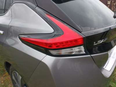 Фонарь задний (стоп сигнал) Nissan Leaf II 2018-2024