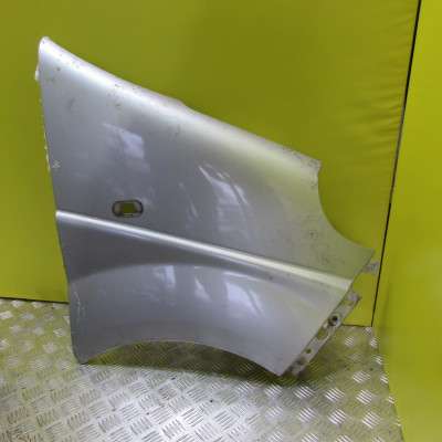 Крыло переднее правое Renault Trafic II, Opel Vivaro II, Nissan Primastar II (2006-2014) рестайл