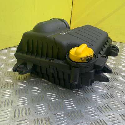 Корпус воздушного фильтра Renault Trafic II, Opel Vivaro II, Nissan Primastar II (2006-2014) рестайл