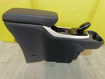 Консоль салону (центральна частина) Chevrolet Bolt EV (2017-2021)