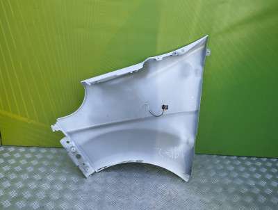 Крыло переднее правое Renault Trafic II, Opel Vivaro II, Nissan Primastar II (2001-2006) дорестайл