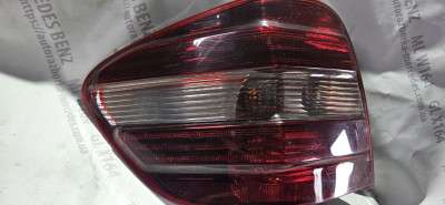 Фонарь задний левый Mercedes ML W164 (2005-2011)