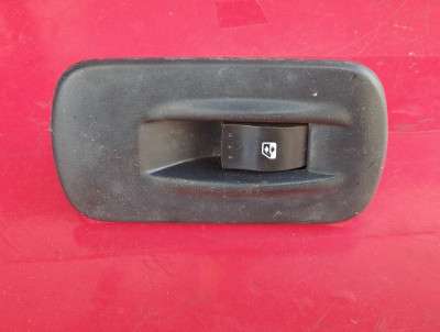 Кнопка склопідйомника Renault Trafic II, Opel Vivaro II, Nissan Primastar II (2006-2014) рестайл