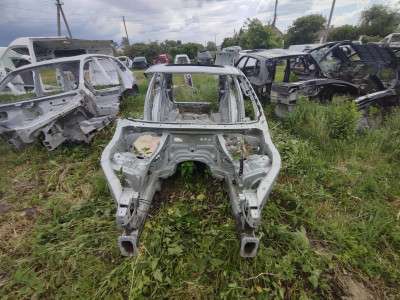 Кузов Четверть Передня Ліва Четверть Передня Права Четверть Задня Ліва Четверть Задня Права Ланжерон Audi Q7 4M(2015-2020)