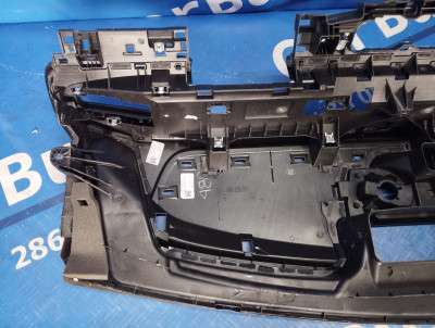 Торпедо (панель передня) Mercedes GLE V167 (2018-2025)