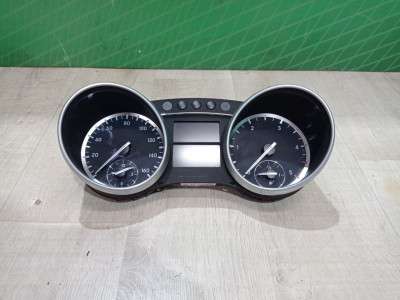 Панель приладів (щиток приладів) Mercedes GL X164