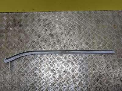 Напрямна зсувні двері Renault Trafic II, Opel Vivaro II, Nissan Primastar II (2006-2014) рестайл