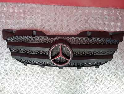 Решітка радіатора Mercedes-Benz Sprinter W 906 (2006-2014) дорестайл