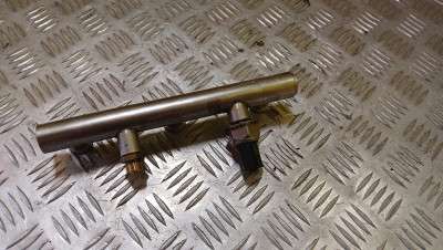 Рампа топливная Volkswagen Touareg (2003-2006) дорестайл