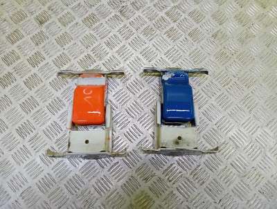 Петля двері розпашной Renault Trafic II, Opel Vivaro II, Nissan Primastar II (2006-2014) рестайл