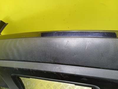 Бампер задній Volkswagen Touareg (2003-2006) дорестайл