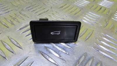 Кнопка відкриття багажника Volkswagen Touareg NF (2010-2014)
