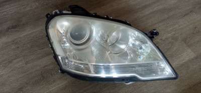 Фара передняя правая Mercedes ML W164 (2005-2011)
