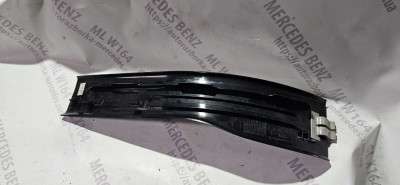 Накладка порога (внутренняя) Mercedes ML W164 (2005-2011)