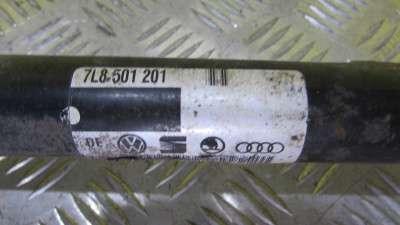 Піввісь задня ліва/права (привідний вал шрус) Audi Q7 (2006-2009)