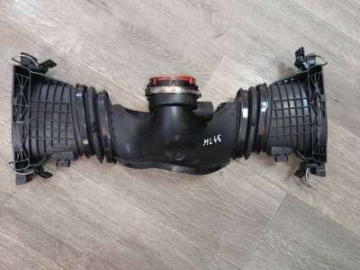 Патрубок турбіни Mercedes ML W164 (2005-2011)