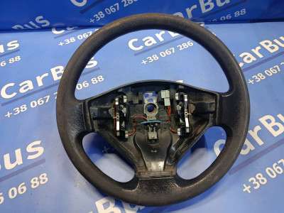 Руль Renault Trafic II, Opel Vivaro II, Nissan Primastar II (2006-2014) рестайл