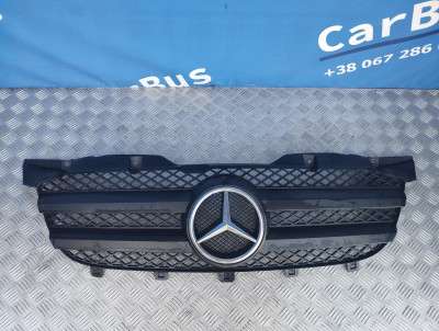 Решітка радіатора Mercedes-Benz Sprinter W 906 (2006-2014) дорестайл