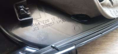 Сетка динамиков декоративная Mercedes ML W164 (2005-2011)