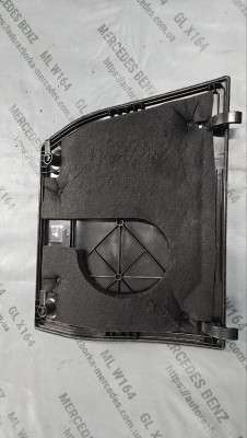 Обшивка (накладка) багажного отделения Mercedes ML W164 (2005-2011)