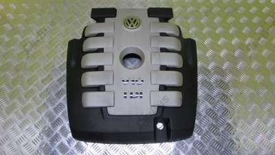 Накладка декоротивна (на ДВС) Volkswagen Touareg (2003-2006) дорестайл