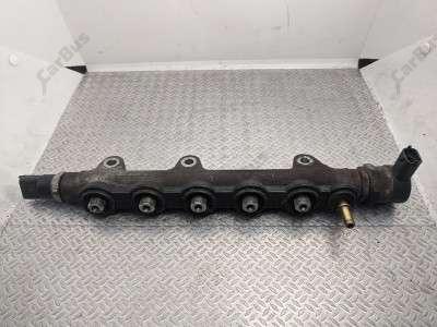 Рампа топливная Renault Trafic II, Opel Vivaro II, Nissan Primastar II (2006-2014) рестайл