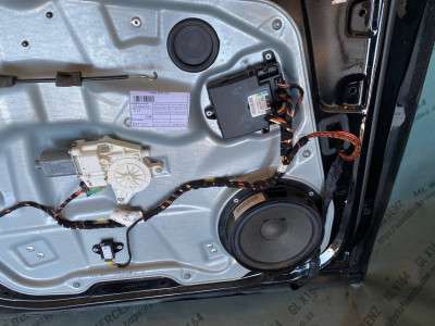 Двері передні ліві Mercedes GL X164