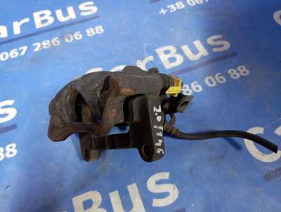 Супорт задній лівий Renault Trafic II, Opel Vivaro II, Nissan Primastar II (2006-2014) рестайл
