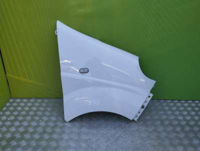 Крыло переднее правое Renault Trafic II, Opel Vivaro II, Nissan Primastar II (2006-2014) рестайл