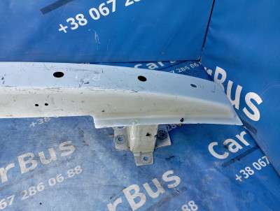 Усилитель бампера передний Renault Trafic II, Opel Vivaro II, Nissan Primastar II (2006-2014) рестайл