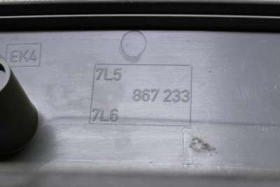 Обшивка стійки салону Volkswagen Touareg (2003-2006) дорестайл