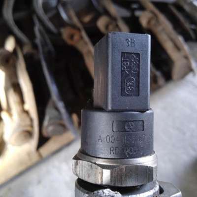 Датчик давления топлива Mercedes ML W164 (2005-2011)