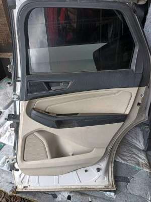 Двері задні праві Ford Edge (2015-2024)
