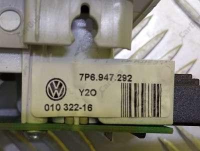 Плафон салона (фонарь) Volkswagen Touareg NF (2010-2014)