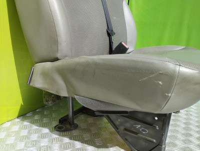 Сидіння подвійне Renault Trafic II, Opel Vivaro II, Nissan Primastar II (2001-2006) дорестайл