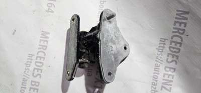Петля двери правая (низ/верх, зад/перед) Mercedes ML W164 (2005-2011)