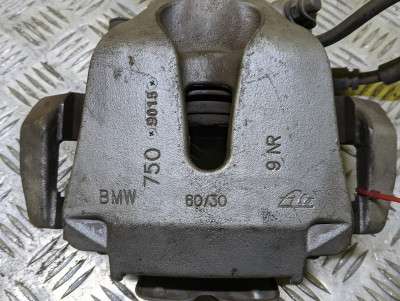 Супорт передній правий BMW X5 E70 (2007-2010) дорестайл