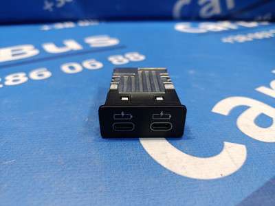 Разъем USB BMW X7 G07 (2018-2022)