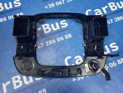 рамка центральна радіо торпедо Renault Trafic III, Opel Vivaro III (2014-2020)