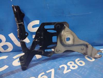 Петля капота права BMW X5 E70 (2007-2010) дорестайл