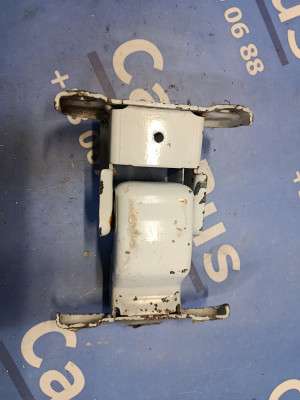 Петля двері розпашной Renault Trafic II, Opel Vivaro II, Nissan Primastar II (2006-2014) рестайл