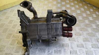 Насос масляный Volkswagen Touareg (2003-2006) дорестайл