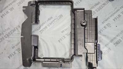 Обшивка пола под аккумулятор Mercedes ML W164 (2005-2011)