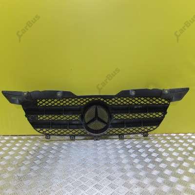 Решітка радіатора Mercedes-Benz Sprinter W 906 (2006-2014) дорестайл