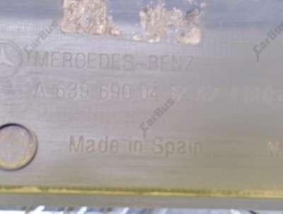 Накладка декоративная (молдинг) передней правой двери Mercedes-Benz Vito W 639 (2010-2014) рестайл
